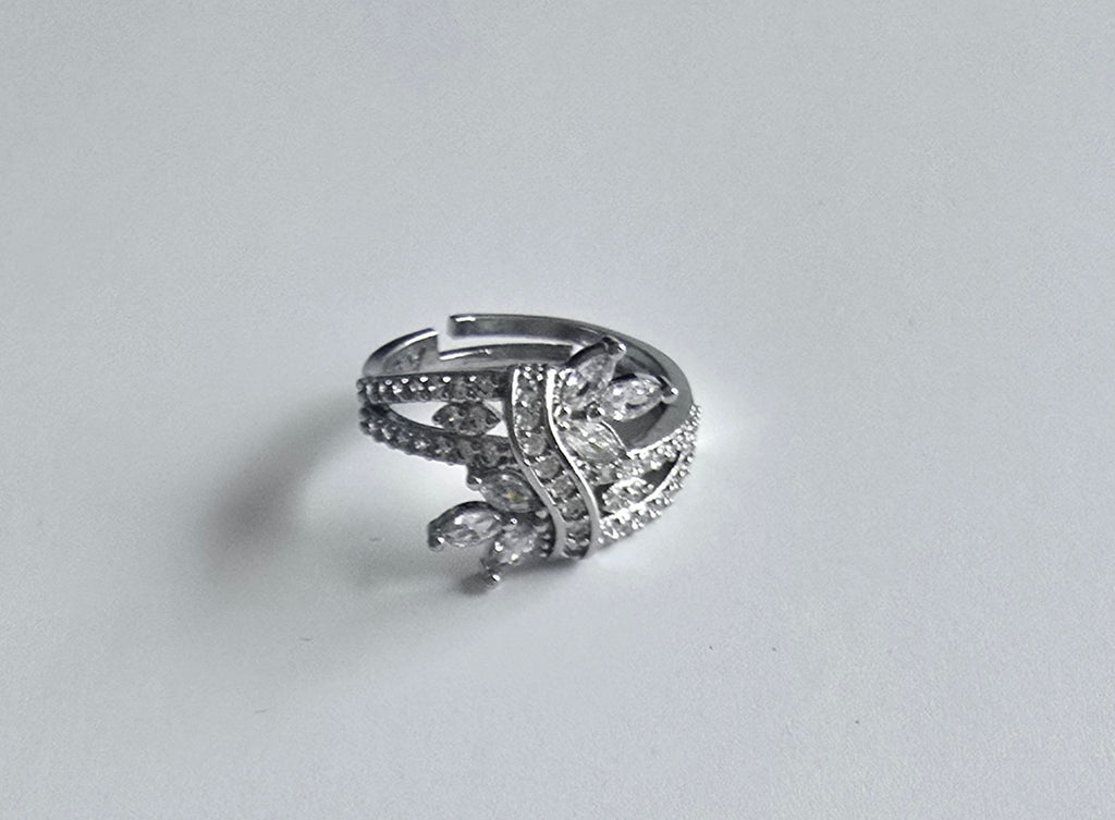 Luxe Sparkling Floral Wrap Ring (Adjustable)
