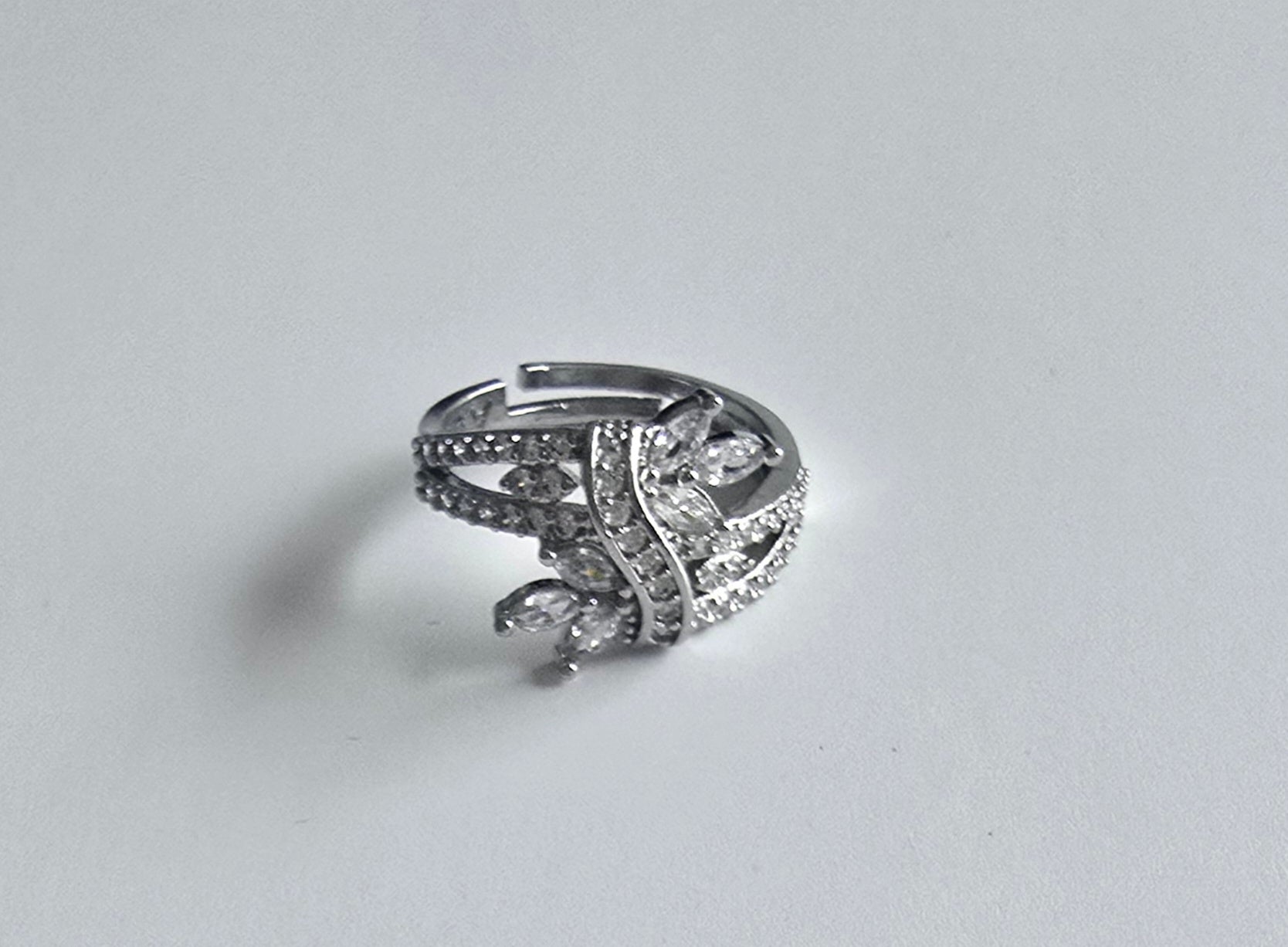 Luxe Sparkling Floral Wrap Ring (Adjustable)