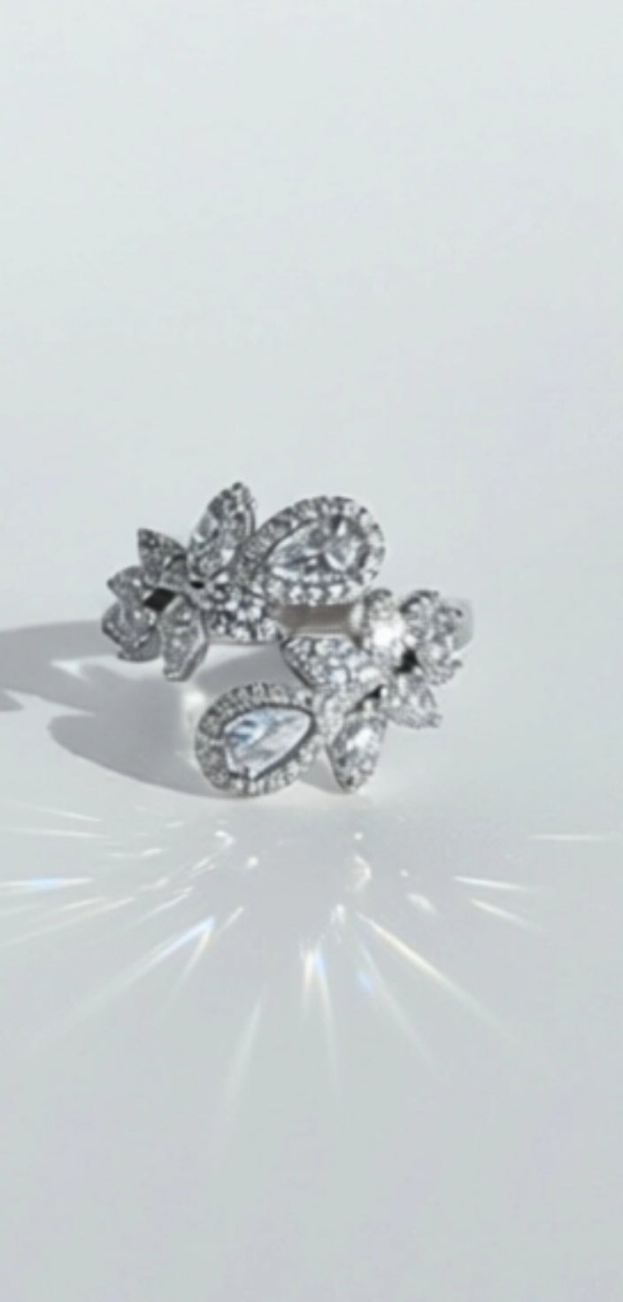 Lumière Crystal Cluster Ring