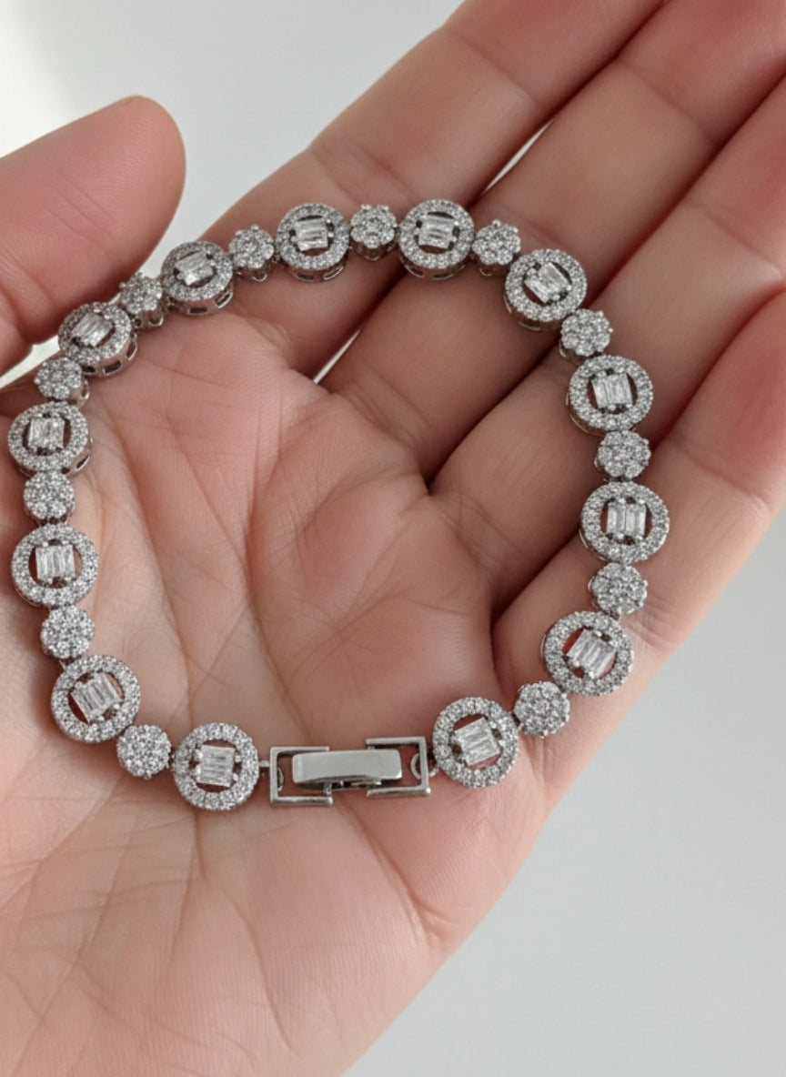 Elegant Halo Cubic Zirconia Bracelet