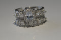Lumière Halo Bridal Ring Set