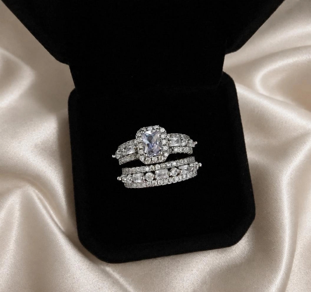 Lumière Halo Bridal Ring Set